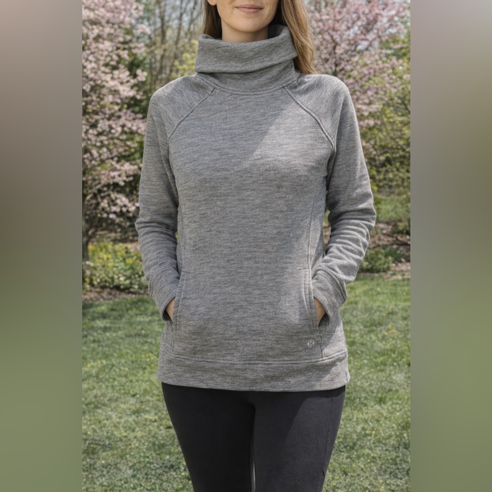 Lululemon Athletica Cowl Neck Pullover Heather Grey Black Cozy Funnel Neck